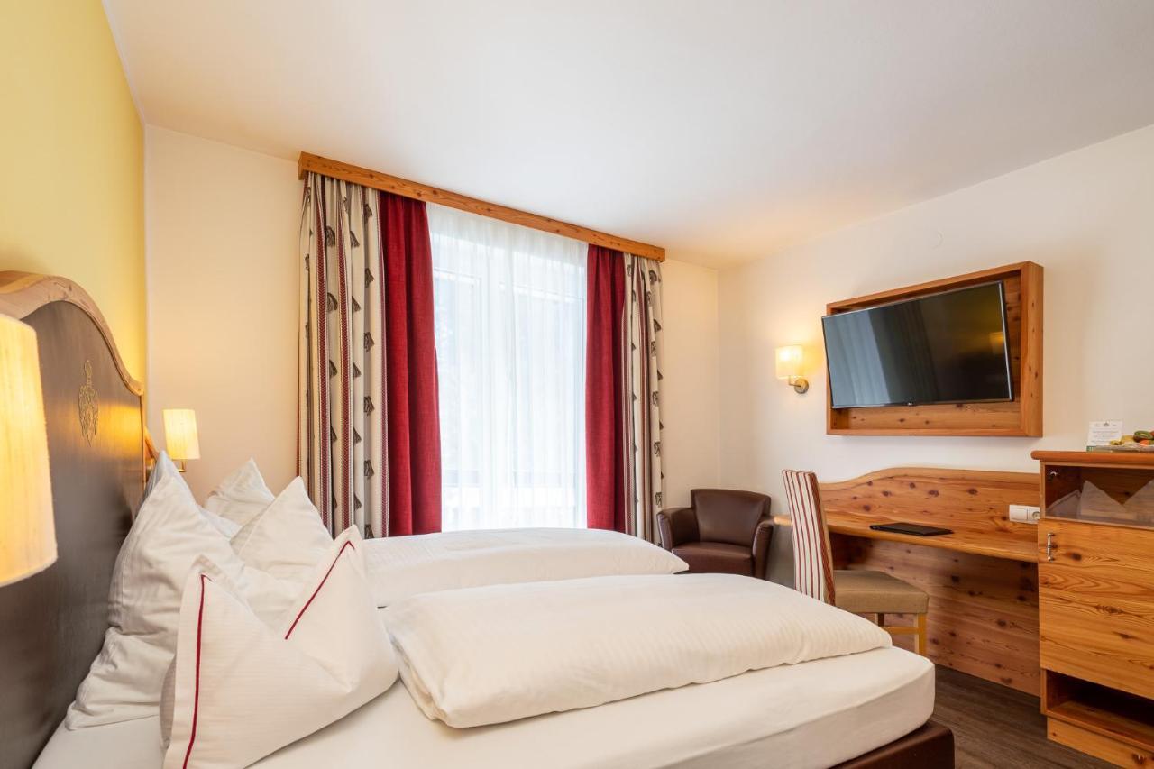 Hotel Trattlerhof Bad Kleinkirchheim Extérieur photo